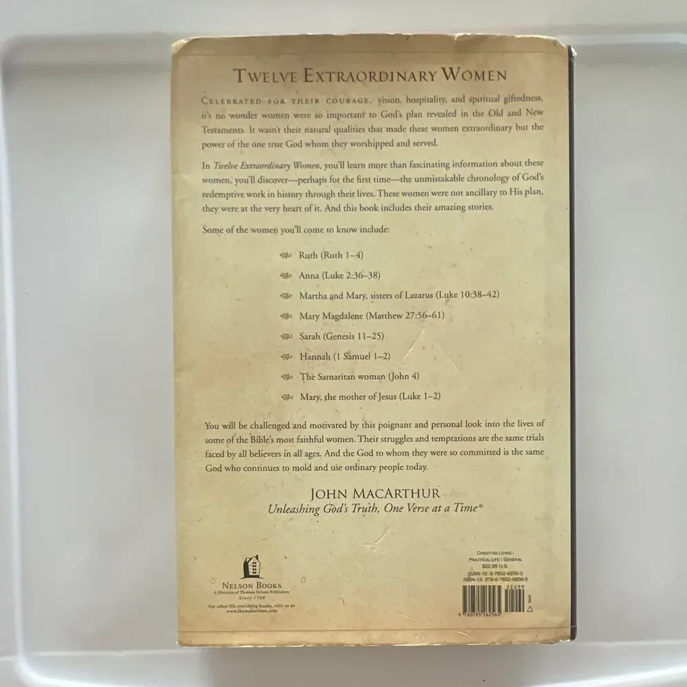 John MacArthur Twelve Extraordinary Women HC w/Dust Jacket Nelson Books Bible